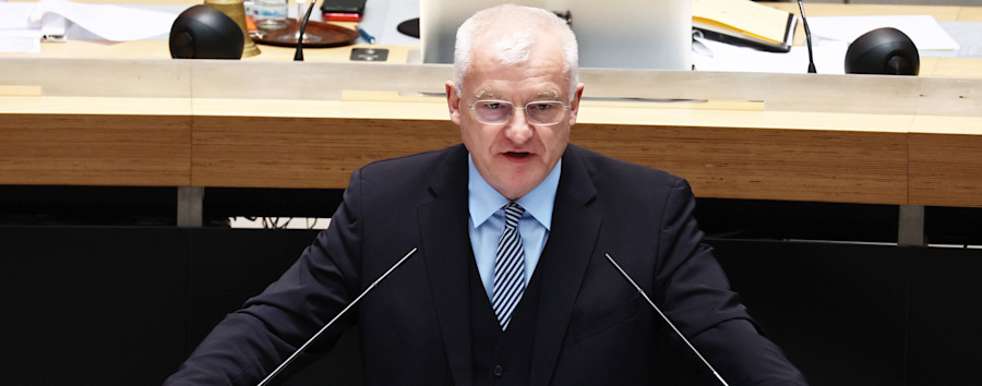 Ein PhD macht keinen Philosophen: Berliner AfD-Politiker schmückt sich mit dem falschen Doktortitel