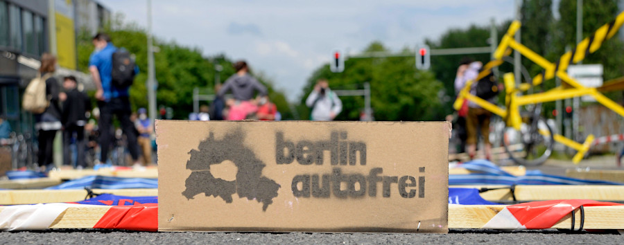 Nächster Volksentscheid in Berlin?: Initiative „Berlin autofrei“ beginnt mit Unterschriftensammlung an diesem Wochenende