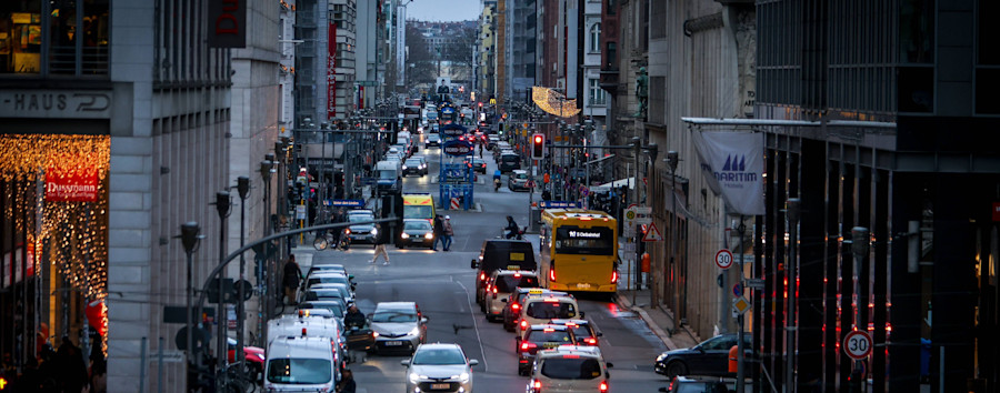Nach Freigabe für den Autoverkehr: Zahl der Unfälle auf der Friedrichstraße ist angestiegen