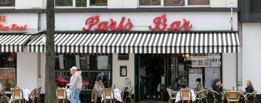 Kritik an der Paris Bar: Keine Masken, kein Abstand, kein 3G