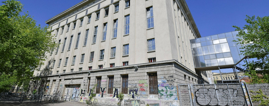 Ausstellung in Erfurt: Kunstwerk aus 1000 Litern Urin von Berghain-Ravern