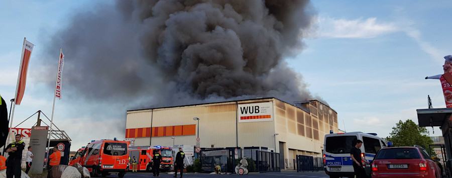 Ausfall nach Brand: So ersetzen regionale Entsorgungsunternehmen kurzfristig die Neuköllner Papiersortieranlage