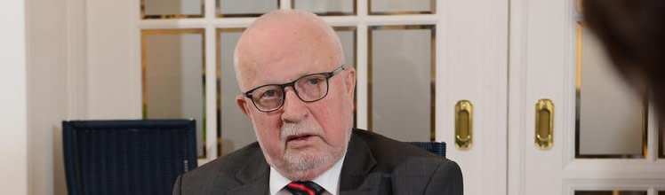 Lothar de Maizière erinnert das Coronavirus an Epidemien in der DDR