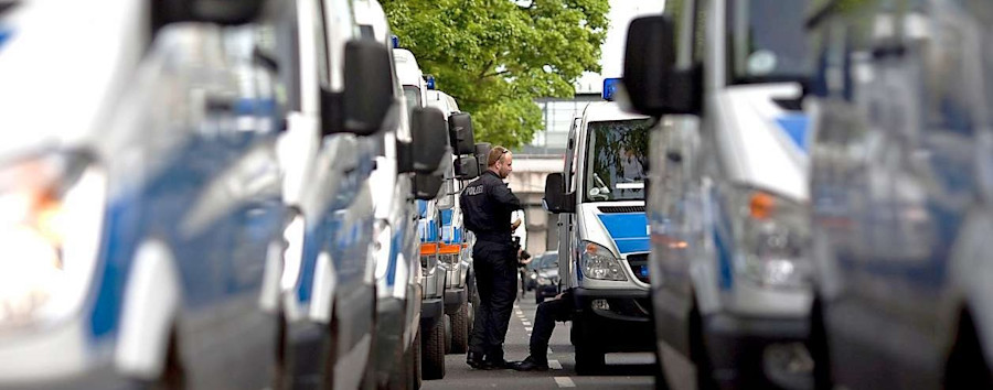 Gulaschkanone zum 1. Mai? Eintopf statt Lunchpaket für Berliner Polizei