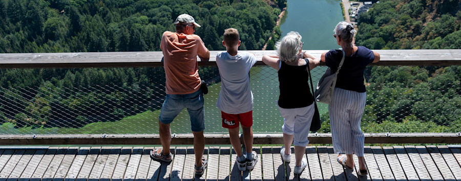 Zufriedenheitsumfrage „Einheitsmonitor“: Ost und West in Deutschland nehmen sich unterschiedlich wahr