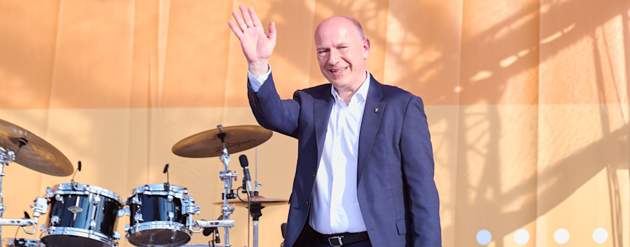 Sause beim Regierenden Bürgermeister: Berliner Senatskanzlei zahlt 80.000 Euro fürs Hoffest