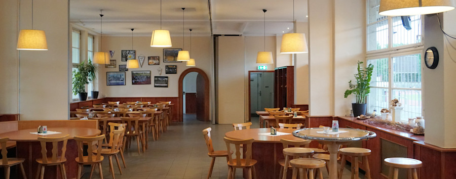 Zum DFB-Pokalspiel gibt’s VW Currywurst: Charlottenburg-Wilmersdorf sucht Gastwirt für Casino im Mommsenstadion