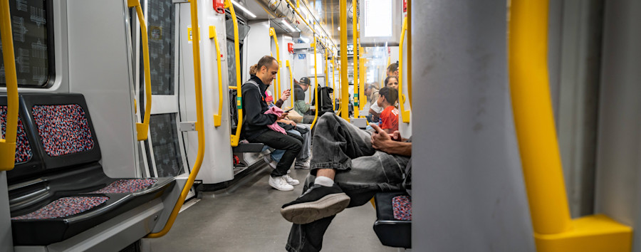 Studentin stellt Nazi in U-Bahn zur Rede: "Das ist eine Straftat"