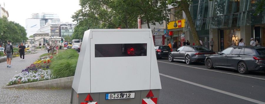 „Raser-Stopp am Tauentzien!“: Berliner Opposition verlangt Abhilfe im Kampf gegen Raserei in der City-West