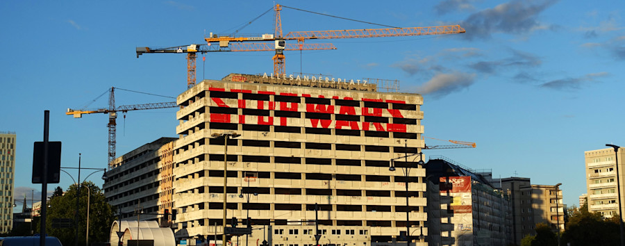 Gerüststatik kostet 80.000 Euro: Spranger will EM-Großbanner am Haus der Statistik