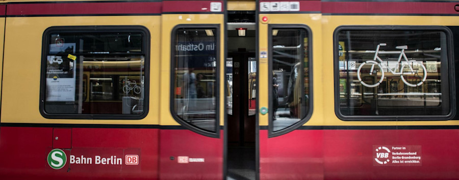 Silvester-Schadensbilanz in Berlin: Kaum Schäden bei der S-Bahn, aber einige bei der BVG