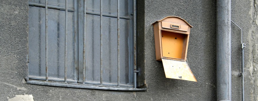 Zu viele Krankmeldungen wegen Corona: Deutsche Post schafft Zustelltouren in Berlin-Moabit nicht mehr