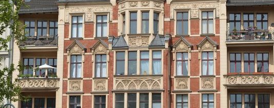 1749 Interessenten bei der Wohnungsbesichtigung