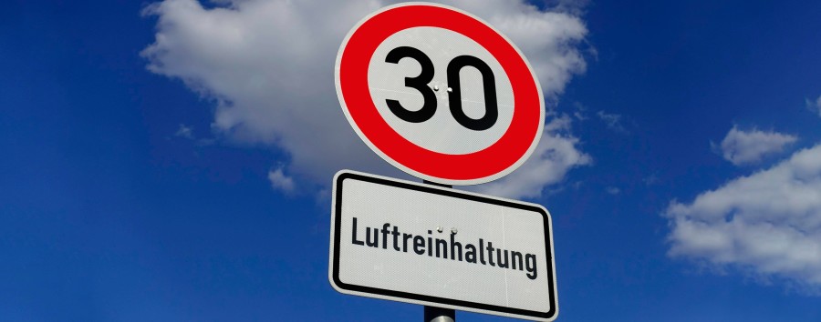 Nach Senatsbeschluss für Tempo 50: Deutliche Mehrheit für niedrigeres Tempo auf Berlins Hauptstraßen