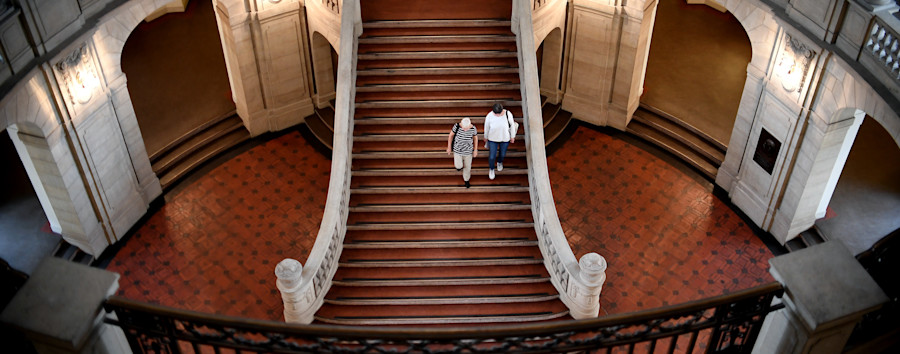 Keine Prognosen zu Bearbeitungsbeginn: Berliner Kammergericht lässt zahlreiche Verfahren seit 2020 liegen