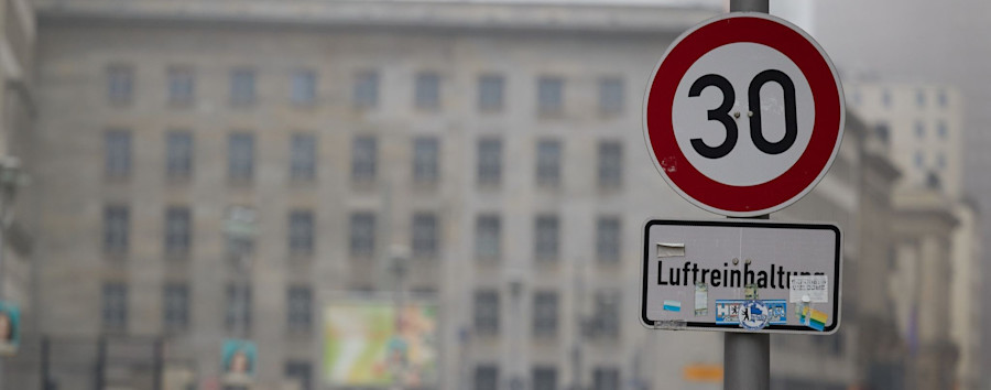 Berliner Autofahrer müssen sich gedulden: Tempo 50 auf Hauptstraßen braucht noch Zeit