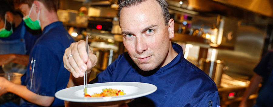 Technikpanne sorgt bei Eröffnung von Tim Raues Fernsehturm-Restaurant für Probleme