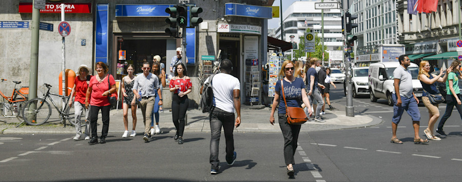 „Rundum-Grün-Ampel“ in Berlin: Verkehrspolitische Verwirrung auf Kreuzberger Kreuzung