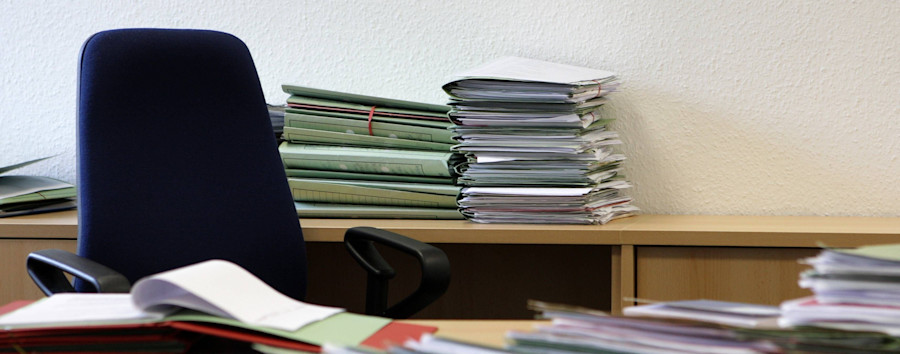 Anmaßende Überheblichkeit auf Kosten der Allgemeinheit: Das teure Recht auf private Topfpflanzen und Einzelbüros in Bundesministerien