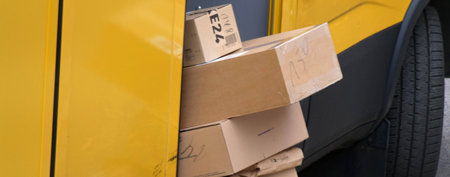 Betrugsfälle nehmen zu: Berliner Verbraucherzentrale rät zu Dokumentation des Versands wertvoller Pakete