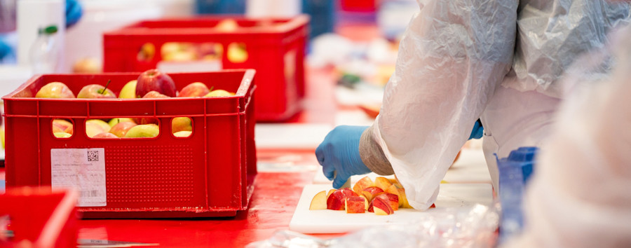 Weltrekord-Obstsalat aus Berlin wird als Eis verkauft