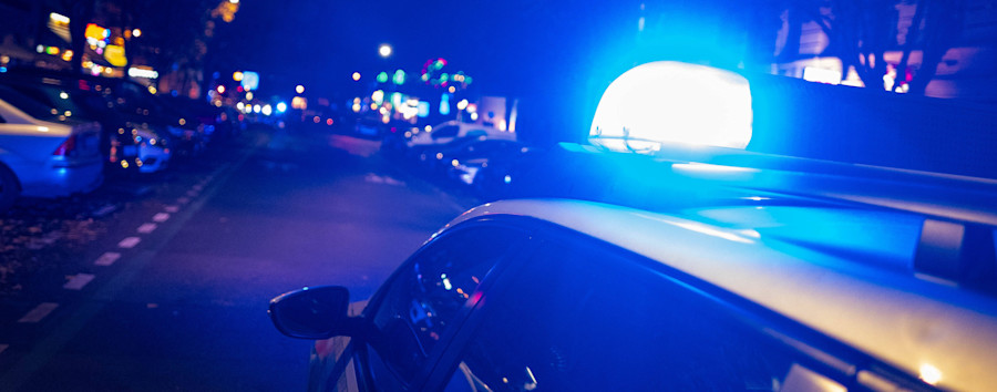 Feuer wurde rechtzeitig gelöscht: Brandanschlag auf iranische Oppositionelle in Berlin-Schmargendorf