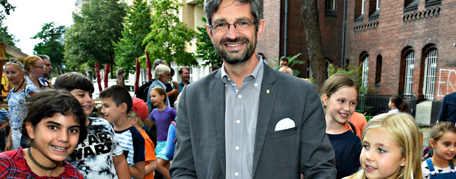 Stadtrat verwechselt Kitas mit Schulen