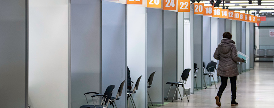 Aus elf mach fünf: Diese Berliner Impfzentren sollen bleiben