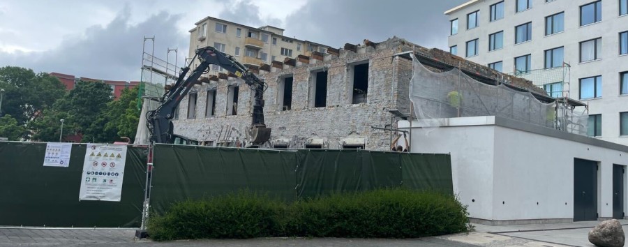 Zustand nicht mehr repräsentabel: Zwei Hertha-Denkmale in Berlin am Gesundbrunnen abgerissen