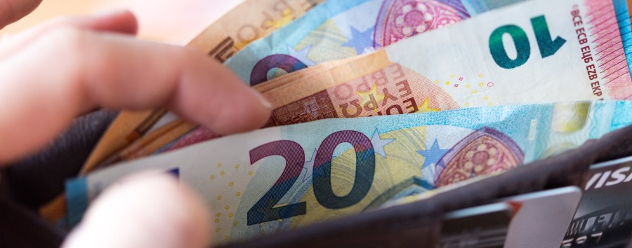 Bürgeramtstermine sind bei Ebay für 20 Euro im Angebot