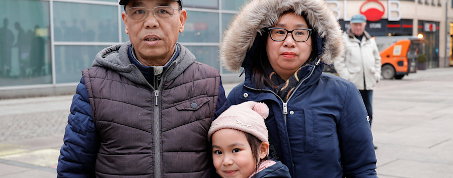 Abschiebung nach Odyssee verhindert: Gut integrierte Familie bekommt endlich Aufenthaltsgenehmigung in Berlin