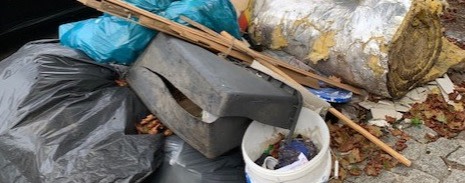 Illegaler Müllberg in Tempelhof wächst und wächst
