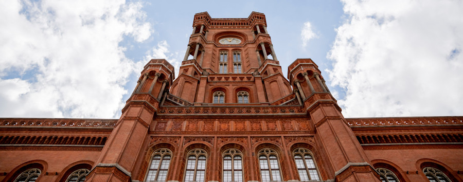 „Das war kein Glanzauftritt“: Neuer Chief Digital Officer irritiert bei Ankunft in Berlin