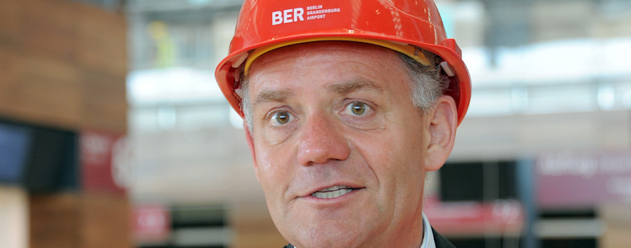 Lobeshymne im Lokalnewsletter: Gescheiterter BER-Chef Schwarz in Münster umjubelt