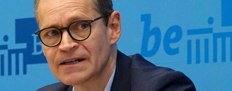 Berliner SPD begehrt gegen Michael Müller auf