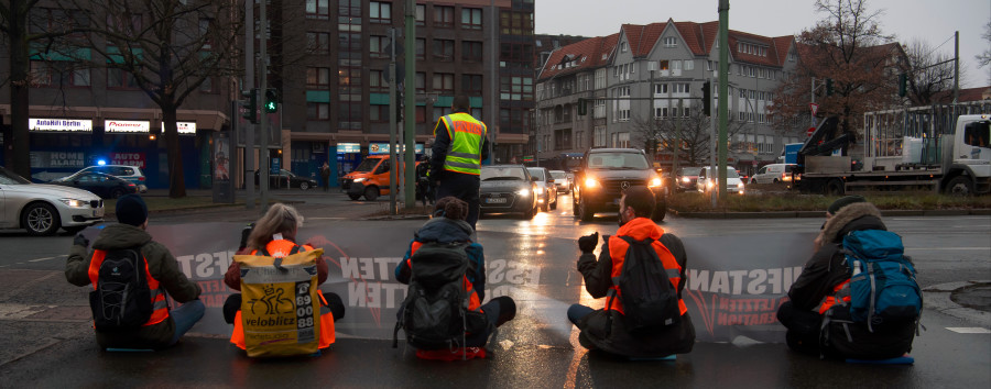 36 Orte in 19 Tagen, zahlreiche Strafanzeigen: Das ist die bisherige Bilanz der Berliner Klimaaktivisten