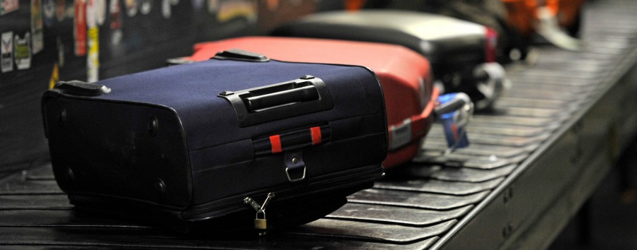 Swissport lässt Reisende stehen: Wieder langes Warten auf die Koffer am BER
