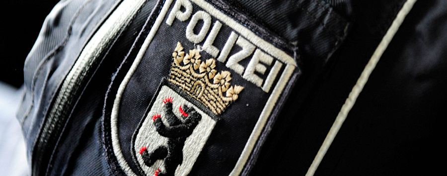 Demente Frau in Schöneberger Wohnung – Polizei schaut nach dem Rechten