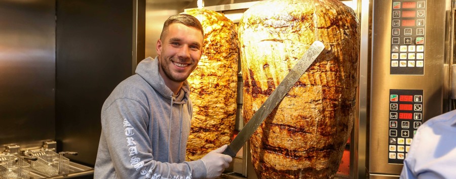 Lichter aus bei Promi-Dönerbude: Lukas-Podolski-Dönerladen am Kotti geschlossen