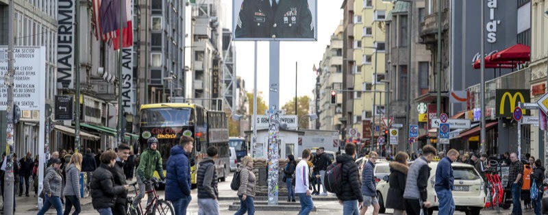 Kann am Checkpoint Charlie doch neu geplant werden?