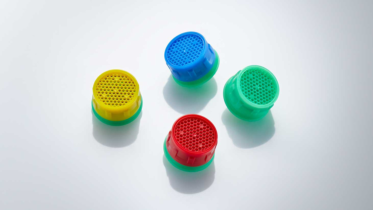 Faucet aerator colorcoding system for hygiene applications