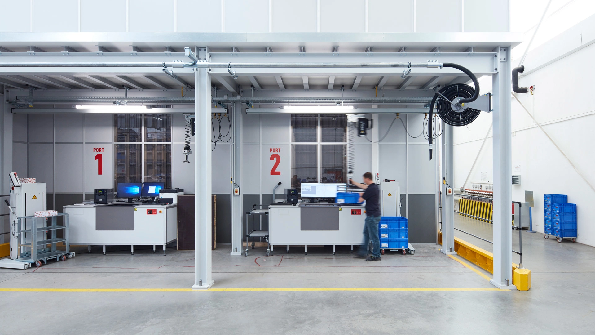 Neoperl AutoStore Muellheim People