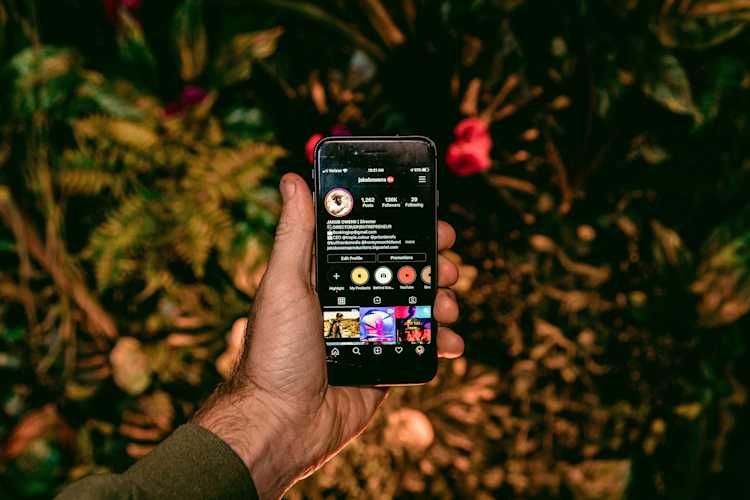 These 12 Instagram Monetization Strategies Will Win 2025