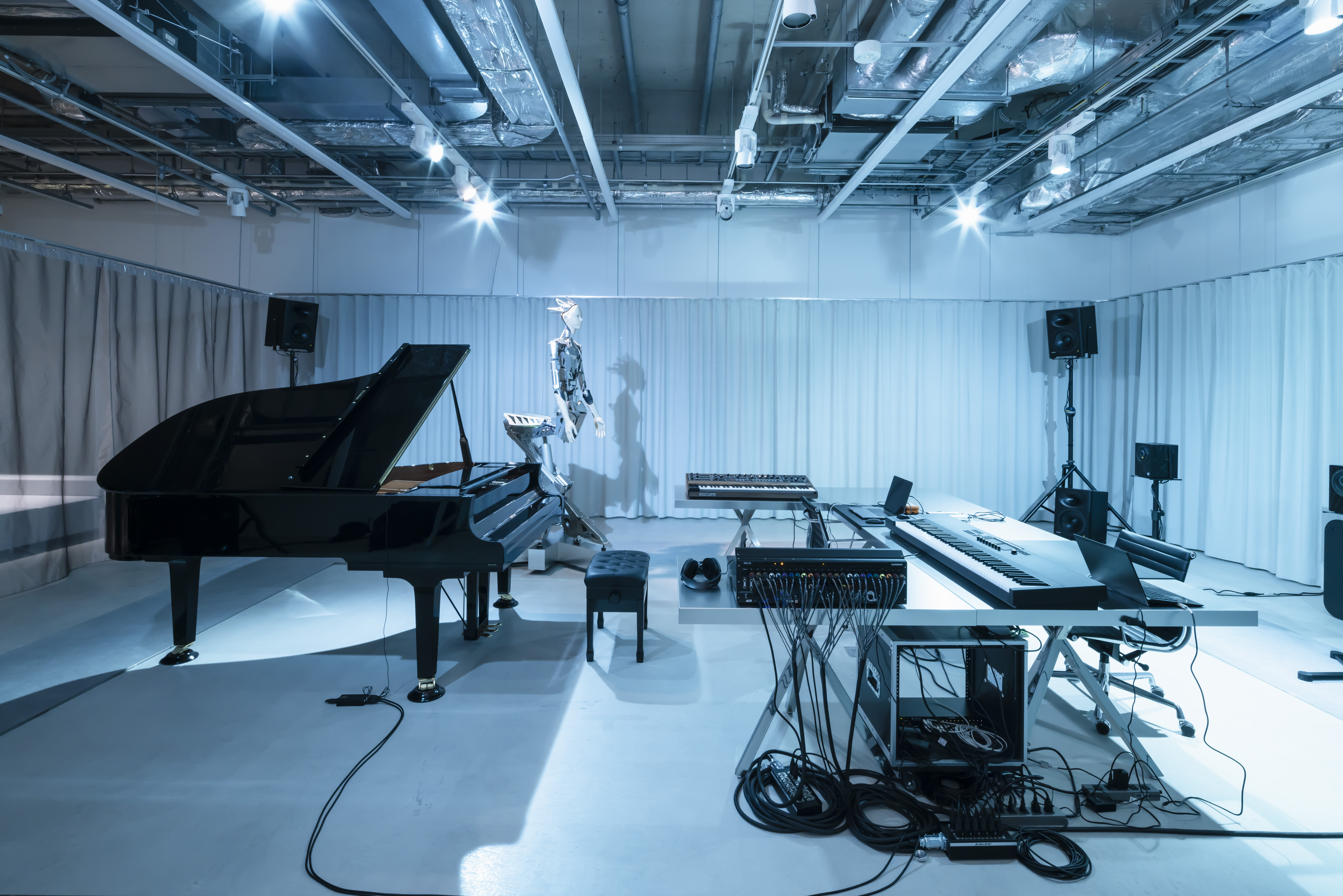 大阪芸術大学、2025年大阪・関西万博に向けて「アンドロイドと音楽を科学する世界初のラボ」を開設