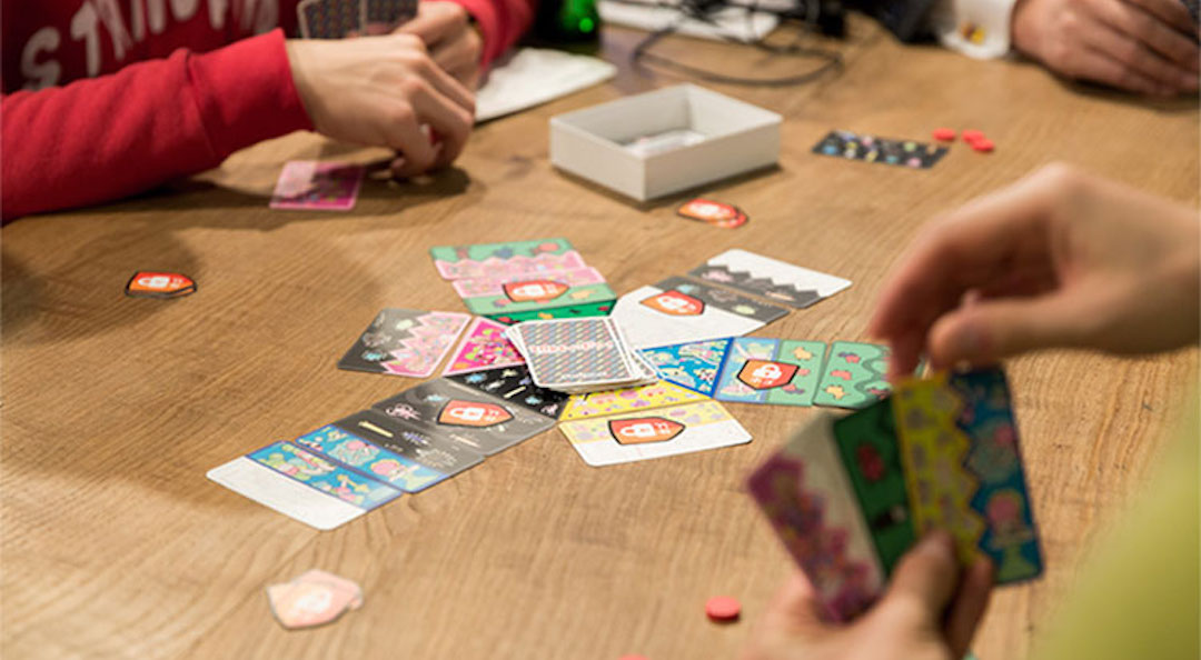 協力型カードゲーム「知財でポン！」が身近にする知的財産権─ゲームを通して表現の保護と尊重を学習