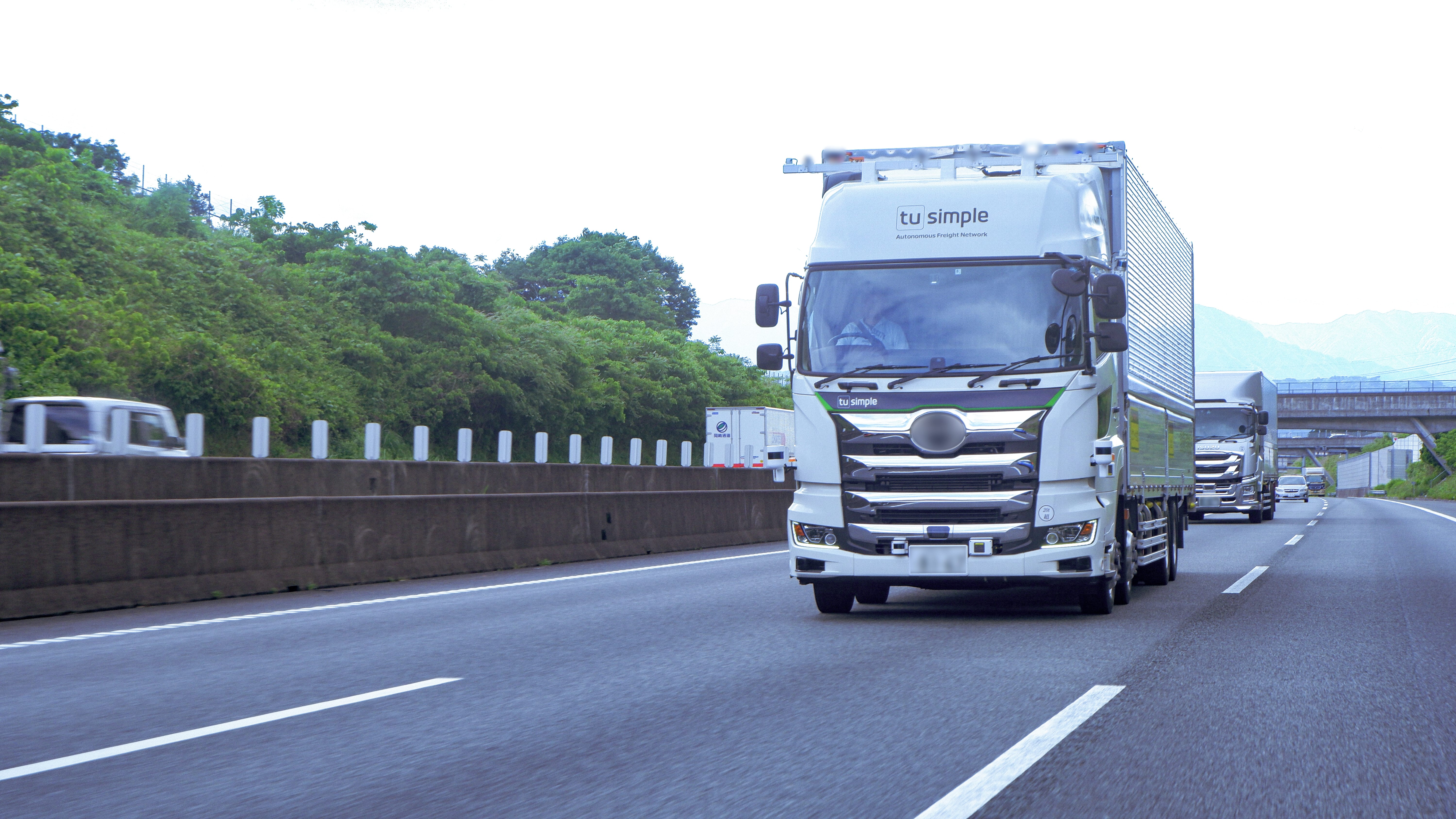 TuSimple、東名高速での自動運転レベル4のトラック試験走行に成功─年内に東京・名古屋間で実証