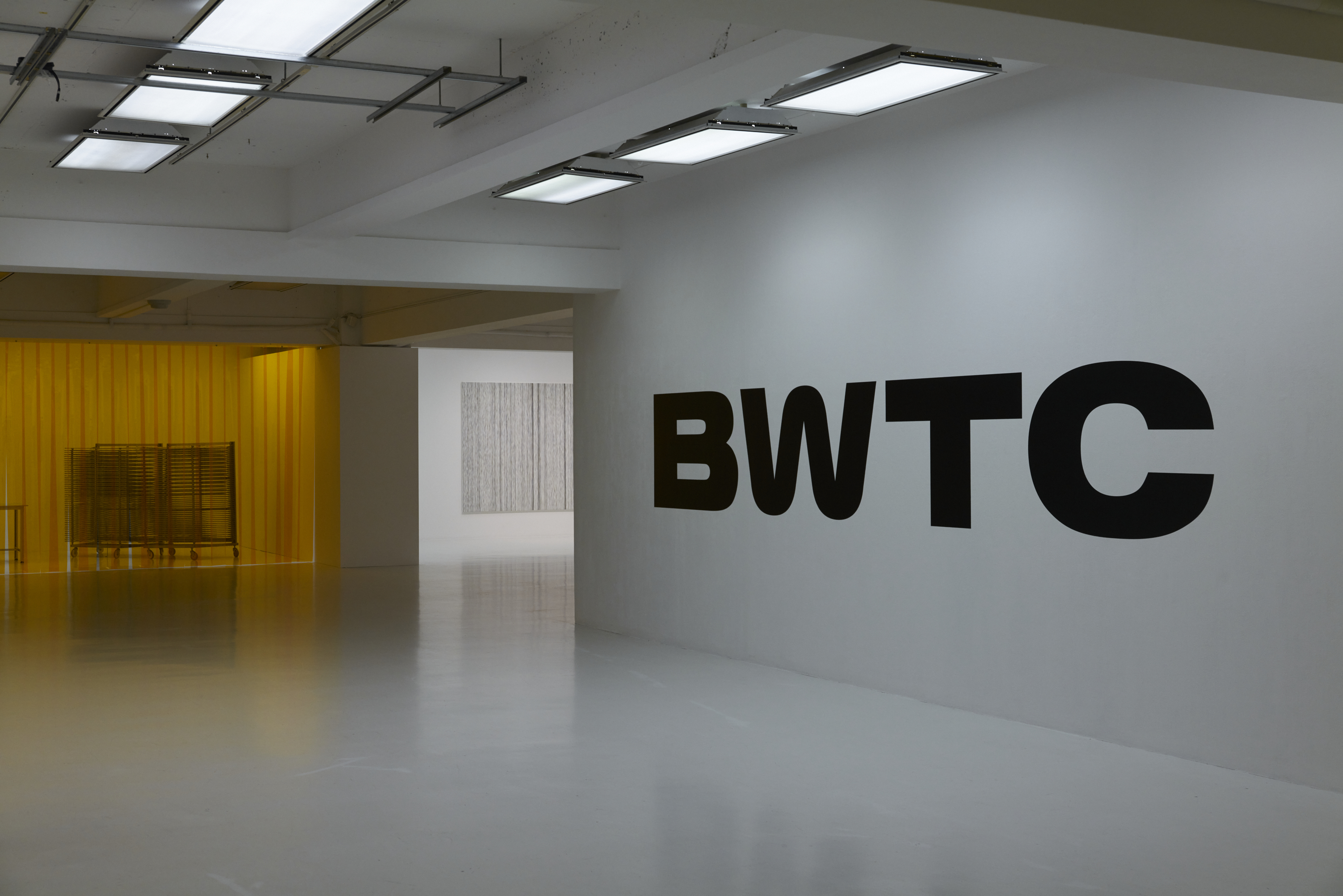 100秒間の“脳波”を一律1,000円で買い取る「BWTC Trade Week」がアーツ千代田3331にて8月7日まで開催中