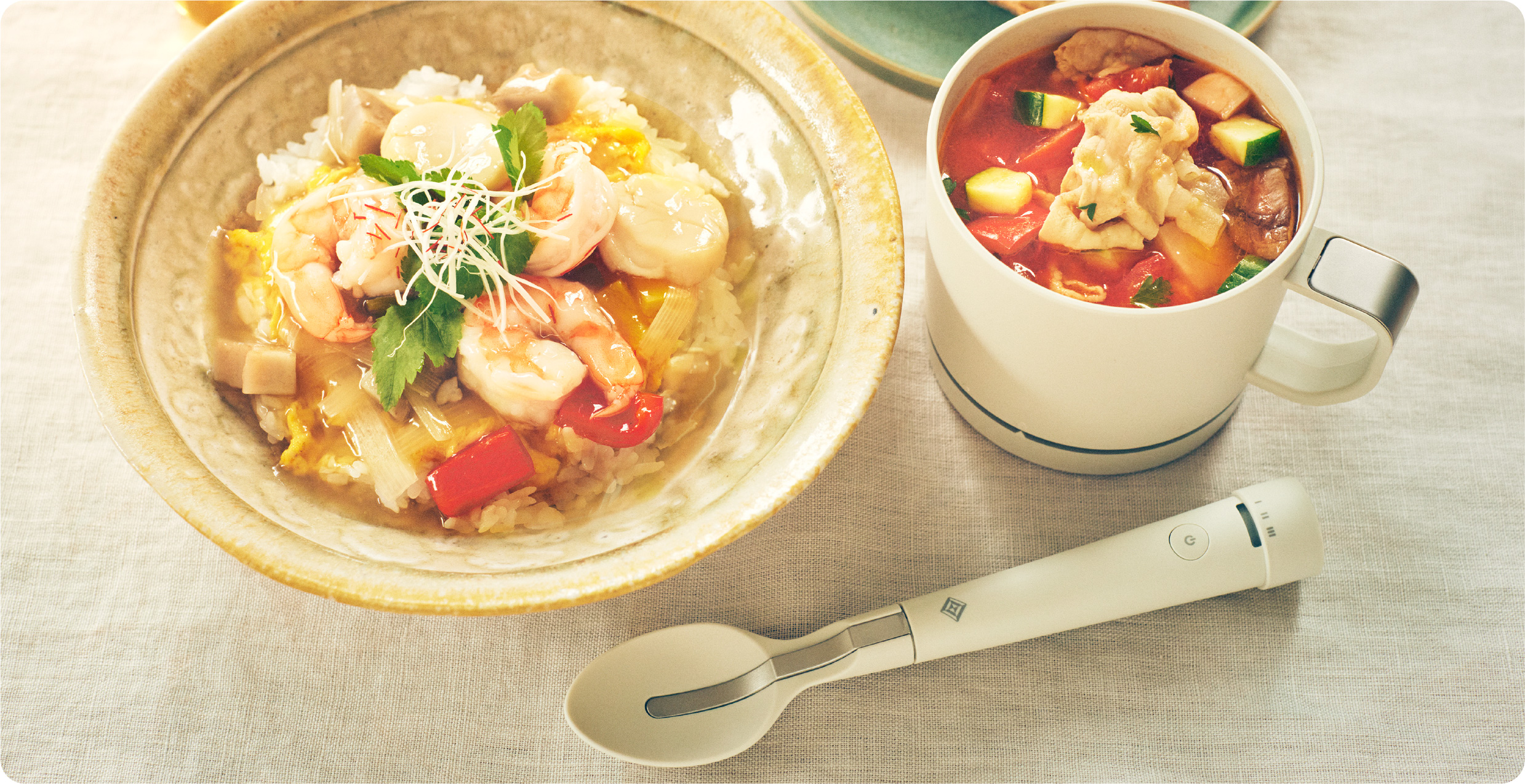 微弱な電流で食事の塩味やうま味を増強する食器型デバイス