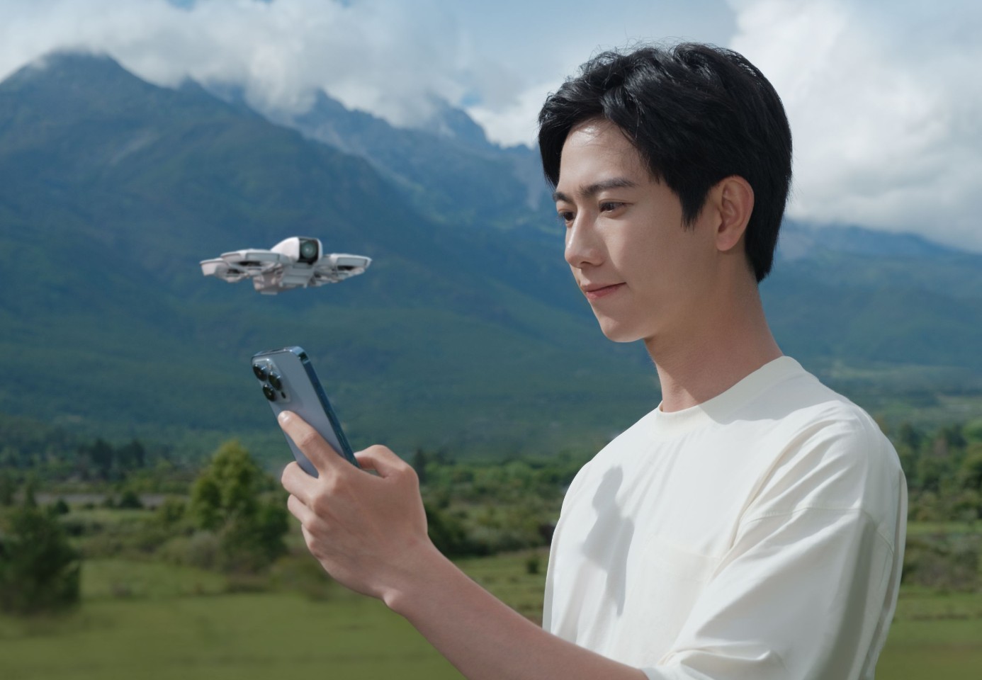 DJI、135gの超軽量ドローン「DJI Neo」発売―手のひらサイズで高性能4K映像撮影を実現