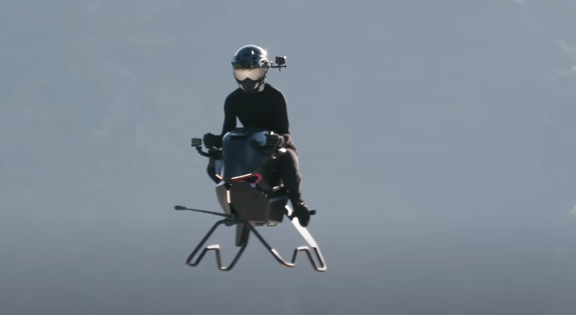 1人乗りの空飛ぶバイク｢Airbike｣の予約受付を開始―バイク試乗動画も公開